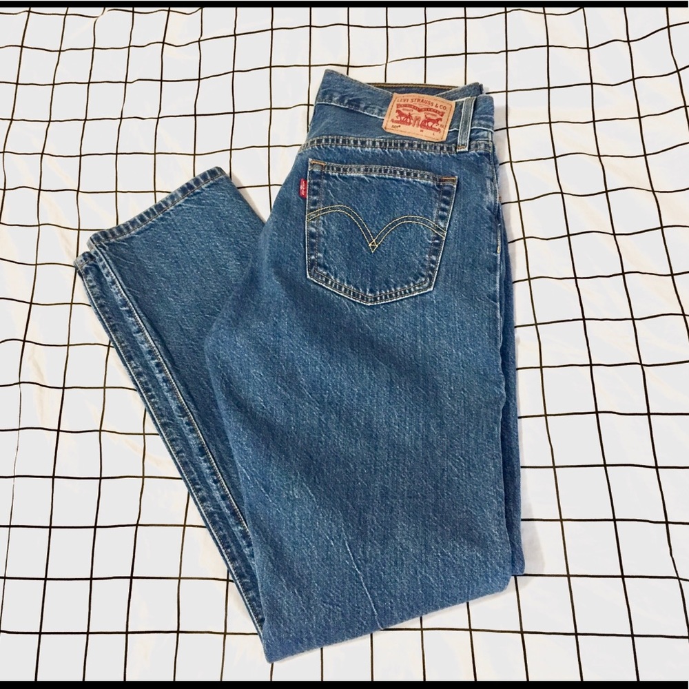 Vintage Levi Boyfriend Jeans - Medium Wash